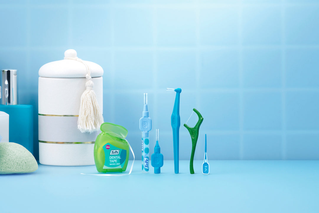 ﻿﻿TePe Tip: How do I know when to floss or use an interdental brush?